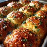 Garlic Butter Pull-Apart Rolls