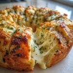 Cheesy Pull-Apart Garlic Bread Ring