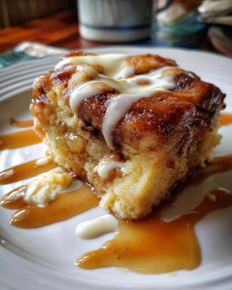 Cinnamon Roll Dump Cake